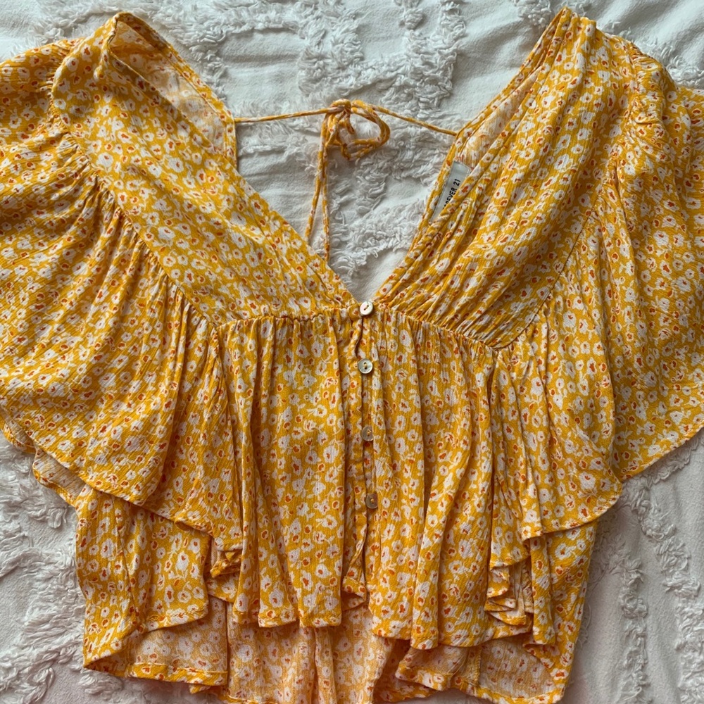 Forever 21 cropped blouse